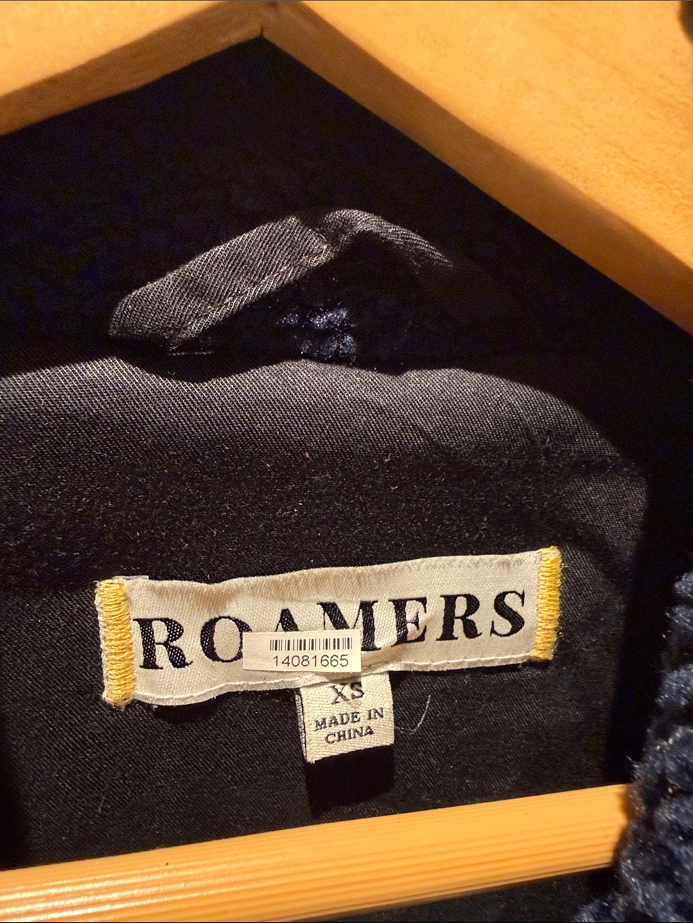 Women's Navy Sherpa Button-Front Bomber Jacket - Picture 2 of 3